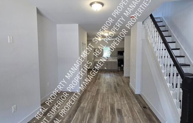 2161 W GRANGE AVE