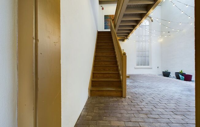 Bi-Level Two Bedroom Apartment in Fairmount!