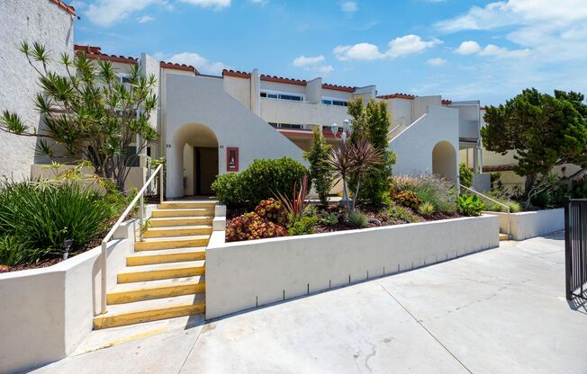 1 bed, 1 bath, 690 sqft, $1,850, Unit 078