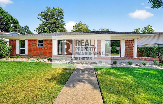 902 ARROWHEAD DR