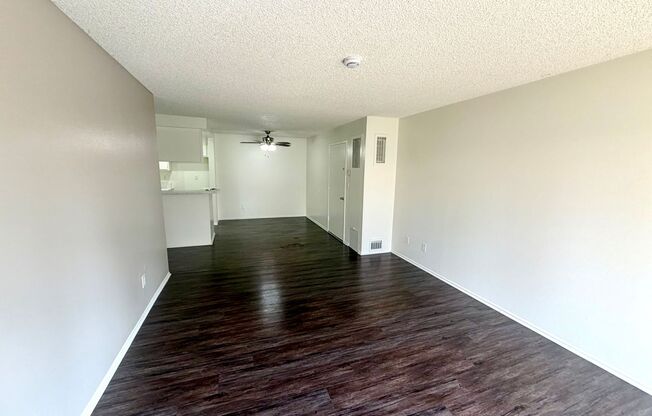1 bed, 1 bath, 713 sqft, $2,075, Unit A065