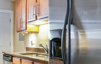 3453 N Wolcott Ave 3