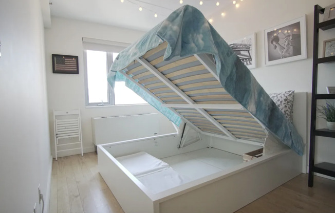 2 beds, 1 bath, 600 sqft, $3,300, Unit A10A