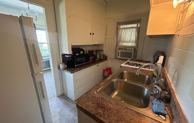 1 bed, 1 bath, $1,225, Unit 51