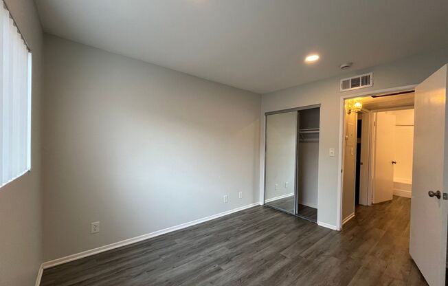 1 bed, 1 bath, 695 sqft, $1,698, Unit 303