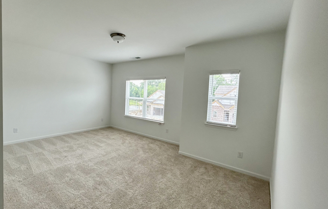 206 SUMMERLIN DR