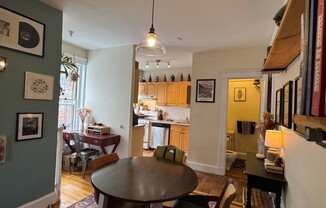 2 beds, 1.5 baths, 1,045 sqft, $4,350, Unit 17