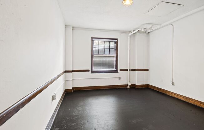 2 beds, 1 bath, 550 sqft, $800, Unit 113