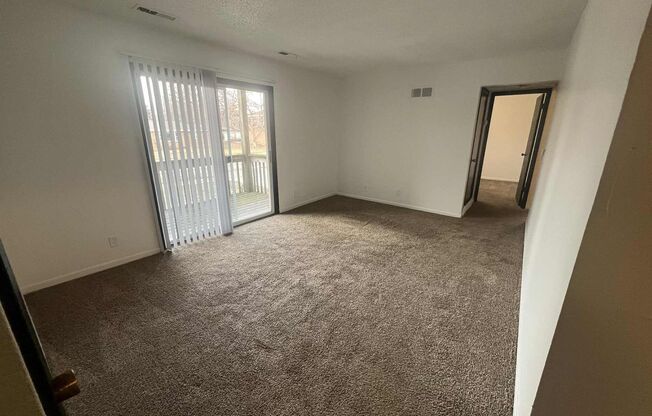 1210 SE Belmont Drive