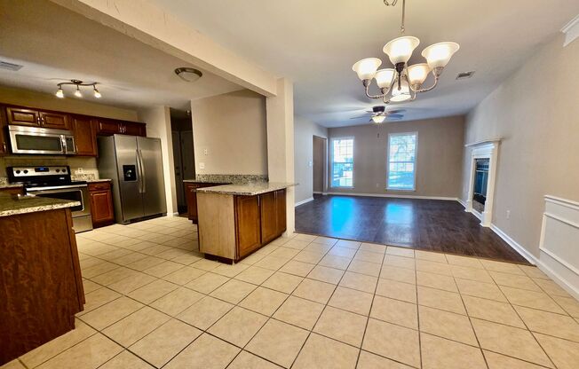 4 beds, 2.5 baths, $3,300