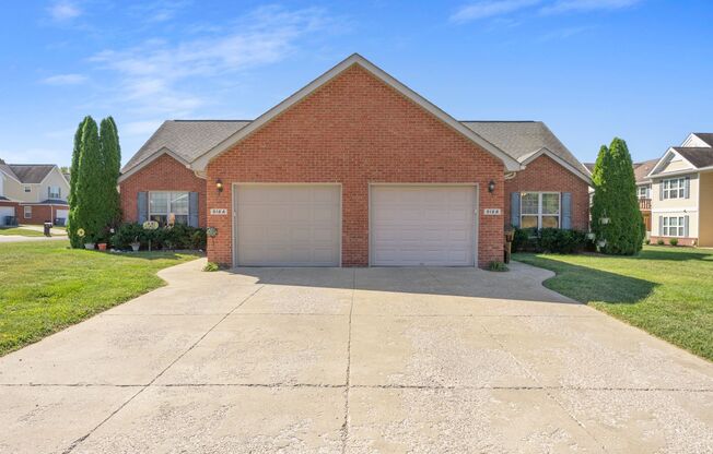 2 beds, 2 baths, 990 sqft, $1,115, Unit 918 B