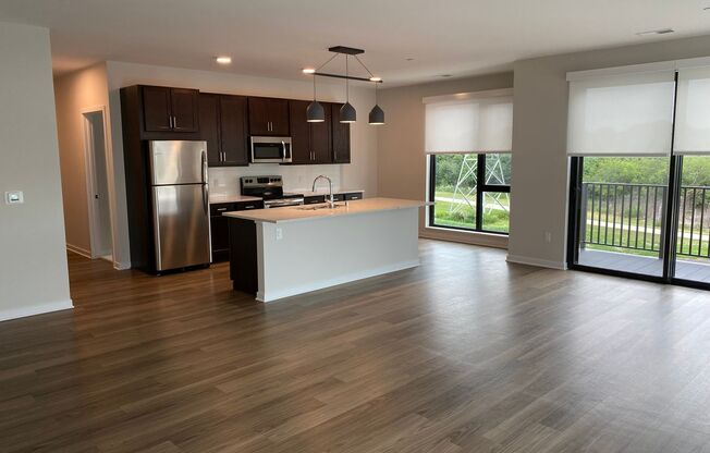 2 beds, 2 baths, 1,396 sqft, $2,195, Unit 201-B