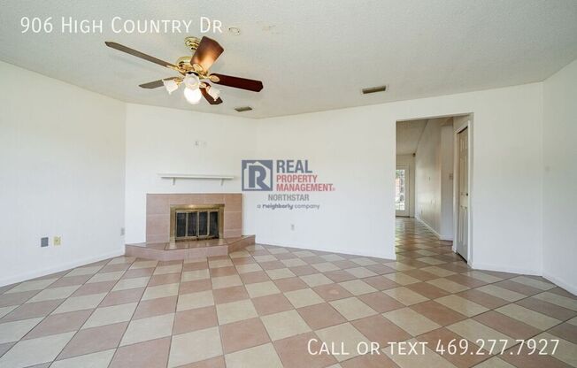 906 HIGH COUNTRY DR