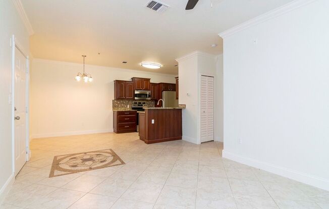 Remodeled and Upgraded -2nd Floor - 1 Bed 1 Bath Condo For Lease
