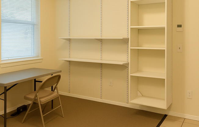 Strada - Convenient UW living.