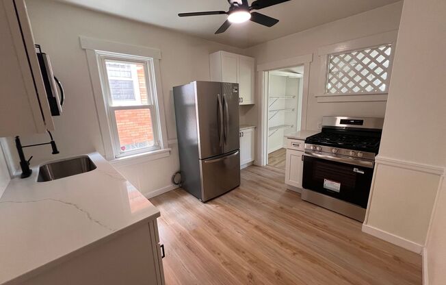 Pittsburgh - 4 Bedroom 2 Bathroom - Recently Renovated House