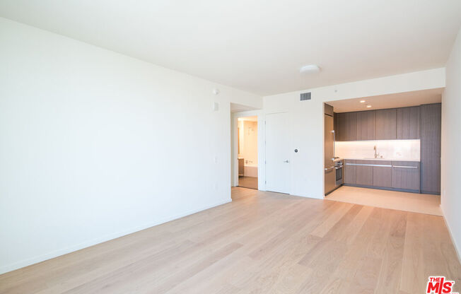 1 bed, 1 bath, 760 sqft, $3,100, Unit 1510
