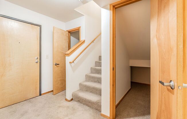 INCOME RESTRICTED Affordable Apartments in Hazelwood!