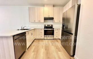 2 beds, 1.5 baths, 1,060 sqft, $1,495, Unit 3