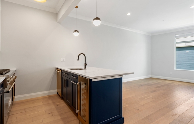 142 PLEASANT ST