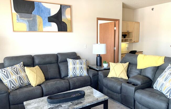 2 beds, 2 baths, 1,082 sqft, $1,800, Unit 1310-214
