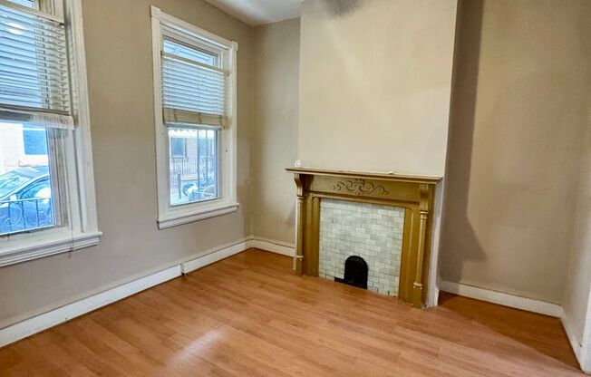 2440 N Hollywood St – For Rent