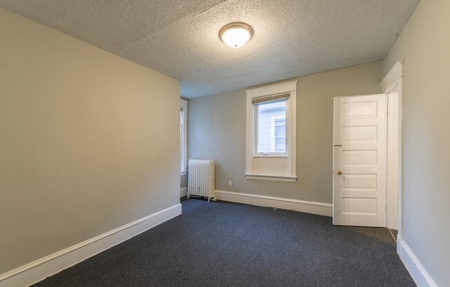 2208-2210 Glenwood Ave