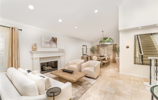 7278 WOODVALE CT