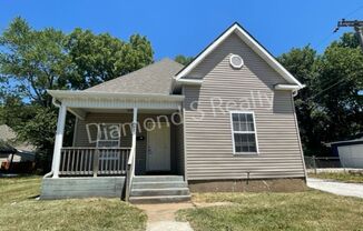 3 Bedrooms / 1 Bath!  Cute and Charming Home Available Early September!