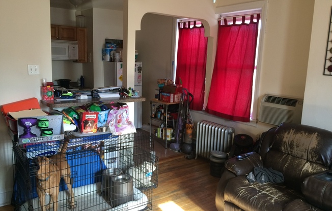 1 bed, 1 bath, 650 sqft, $1,195, Unit 4827-D2