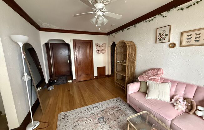 1628 Franklin