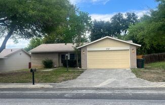 3 beds, 2 baths, $1,600