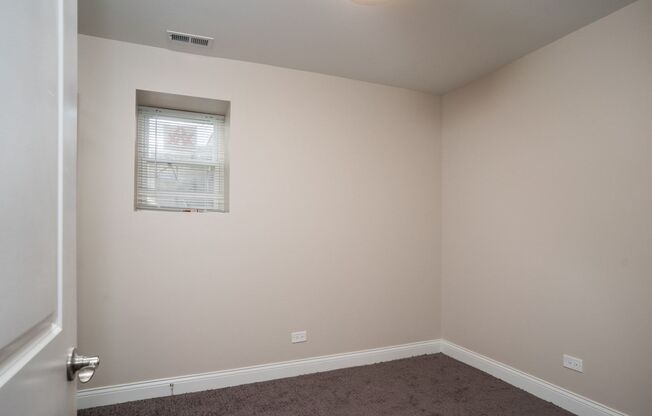2135 W. 19th St