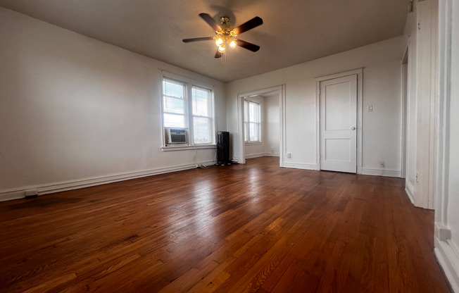 Studio, 1 bath, 400 sqft, $850, Unit 703