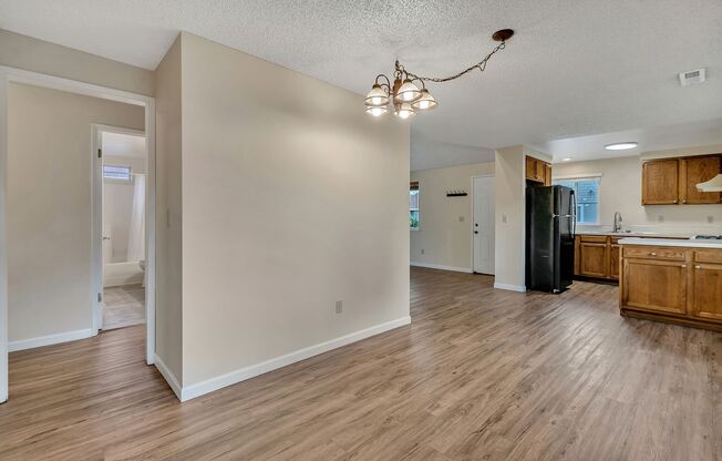 2 beds, 1 bath, $1,800