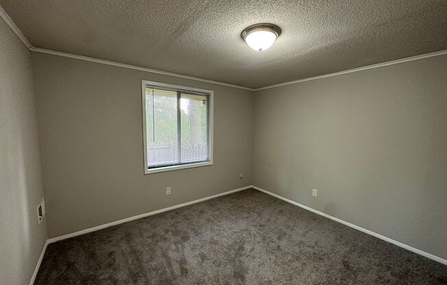 1 bed, 1 bath, 634 sqft, $954, Unit 1833 WC