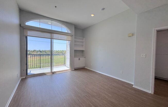 1 bed, 1 bath, 705 sqft, $2,548, Unit 322