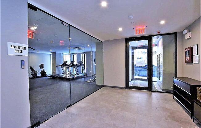 1 bed, 1.5 baths, 565 sqft, $3,150, Unit 2D