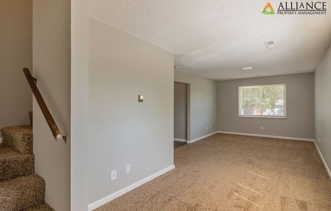 3 beds, 1.5 baths, 1,530 sqft, $1,050, Unit 03