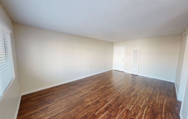 Studio, 1 bath, 500 sqft, $1,829, Unit 211