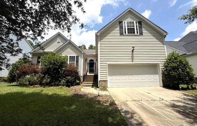 4-Bedroom Home in Highland Creek!