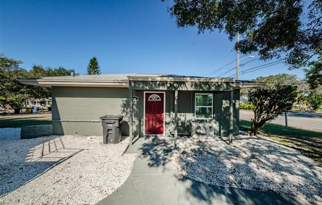 16 N HIGHLAND AVE