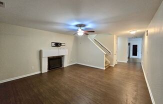 3 beds, 2.5 baths, $2,000