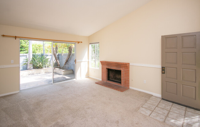 Very Charming 2BR/2BA Condo in Calavera Hills!!