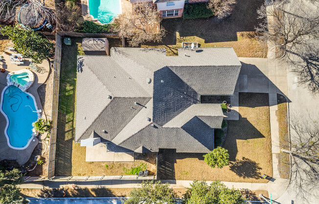 5452 LK POWELL DR