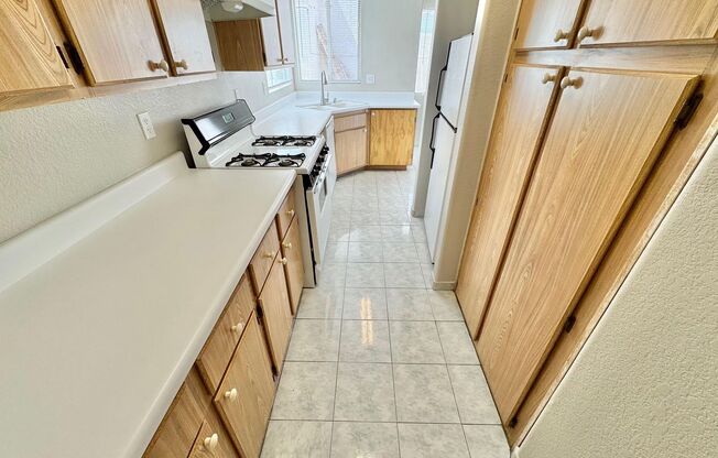 THIS PROPERTY IS A CHARMING SINGLE-STORY HOME IN SOUTH LAS VEGAS, FEATURING 2 BEDROOMS, 2 BATHS
