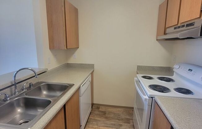 1 bed, 1 bath, 724 sqft, $1,525, Unit 1334