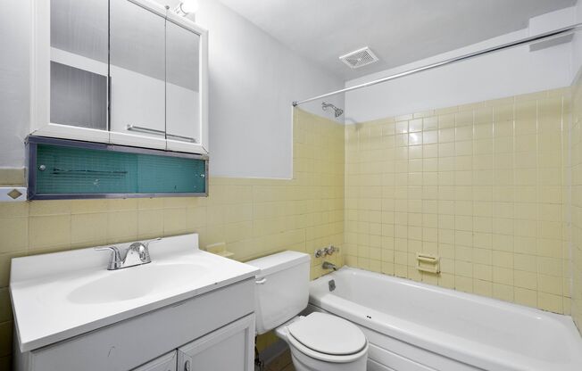 2 beds, 1 bath, 800 sqft, $949, Unit Apt. 505