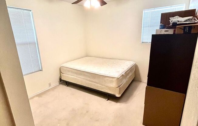 2 beds, 1 bath, $1,200