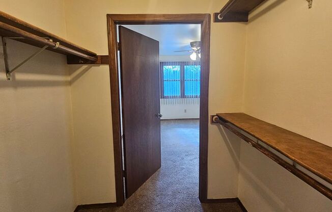 2 beds, 2 baths, 1,034 sqft, $1,299, Unit 1401 018